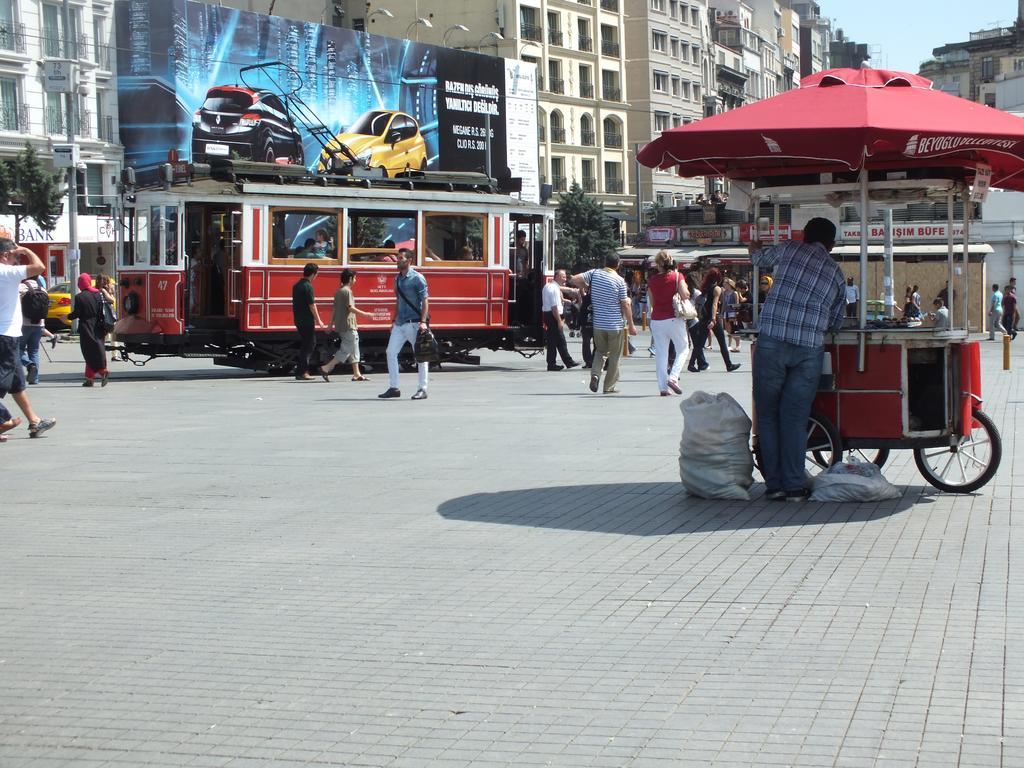 Taksim 9 Suites Apartments Истанбул Екстериор снимка