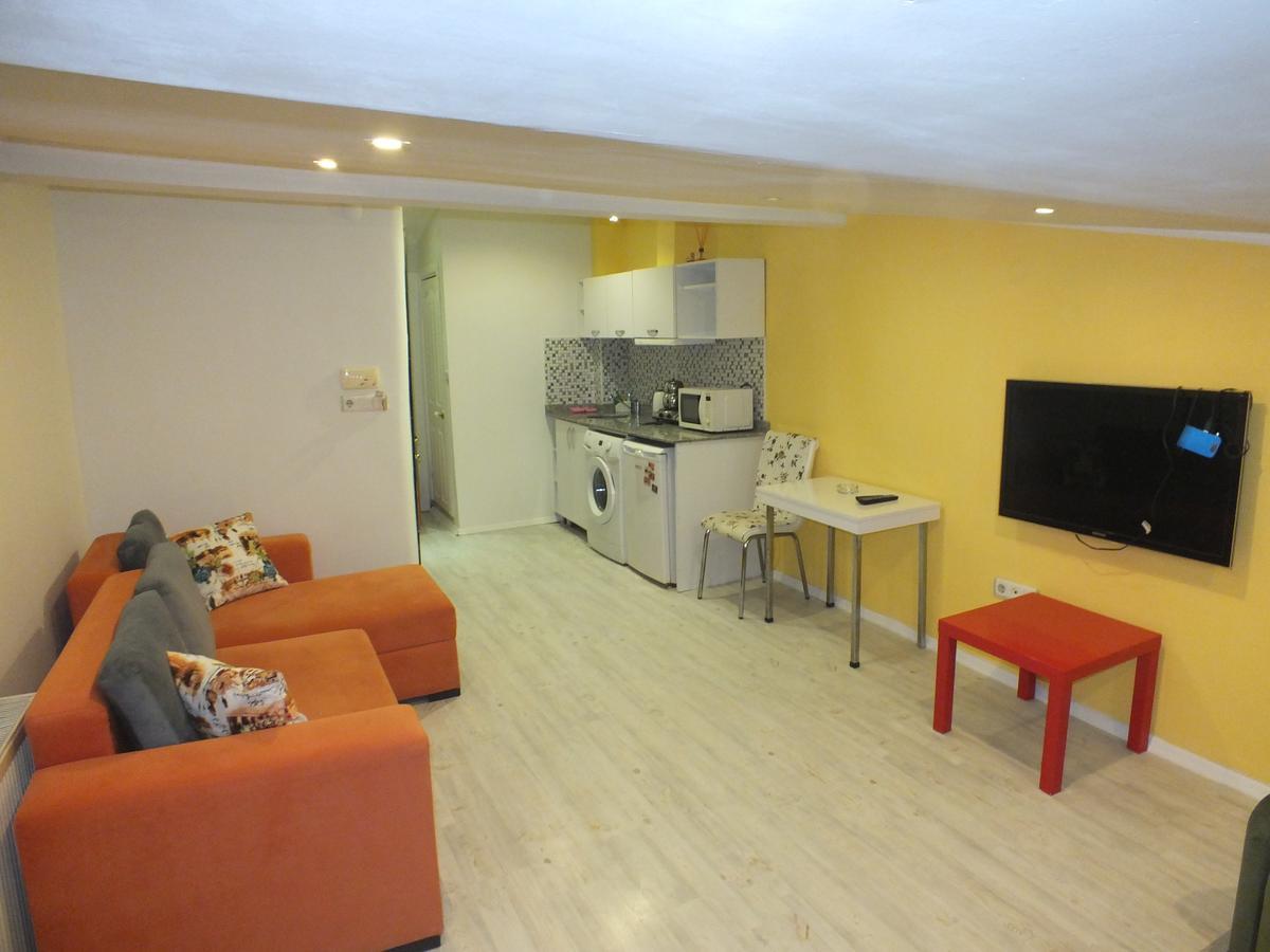 Taksim 9 Suites Apartments Истанбул Екстериор снимка